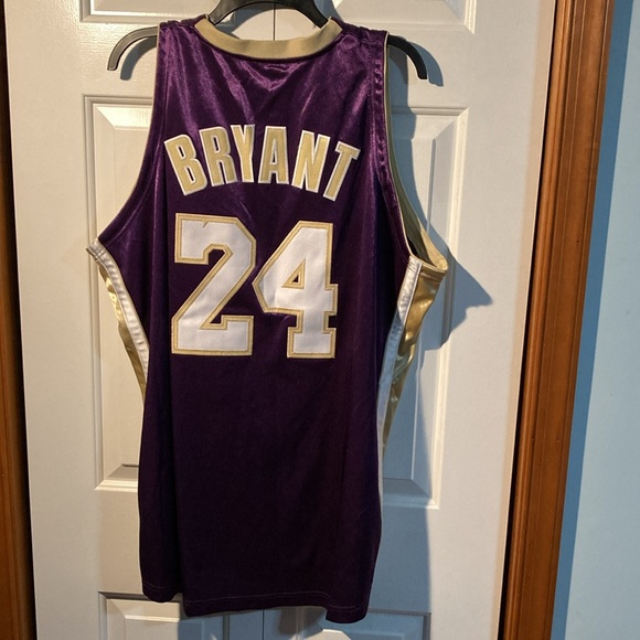 Mitchell & Ness Cobe Brayant (1996-2016) Authentic Jersey - Picture 5 of 6